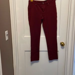 Burgundy stretchy jeans